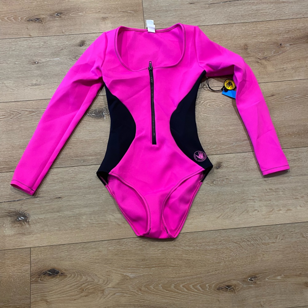 Body glove wetsuit
